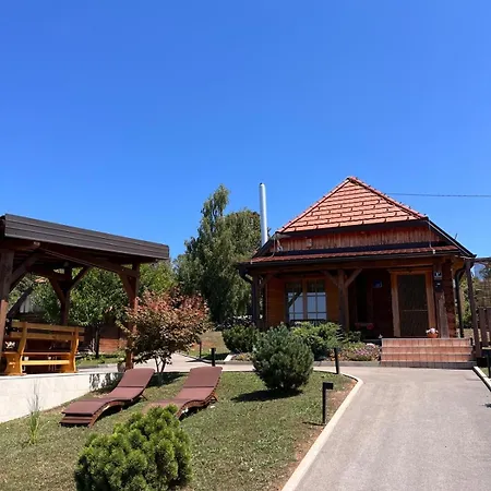 Kuca Za Odmor Markoci Rakovica Exterior photo